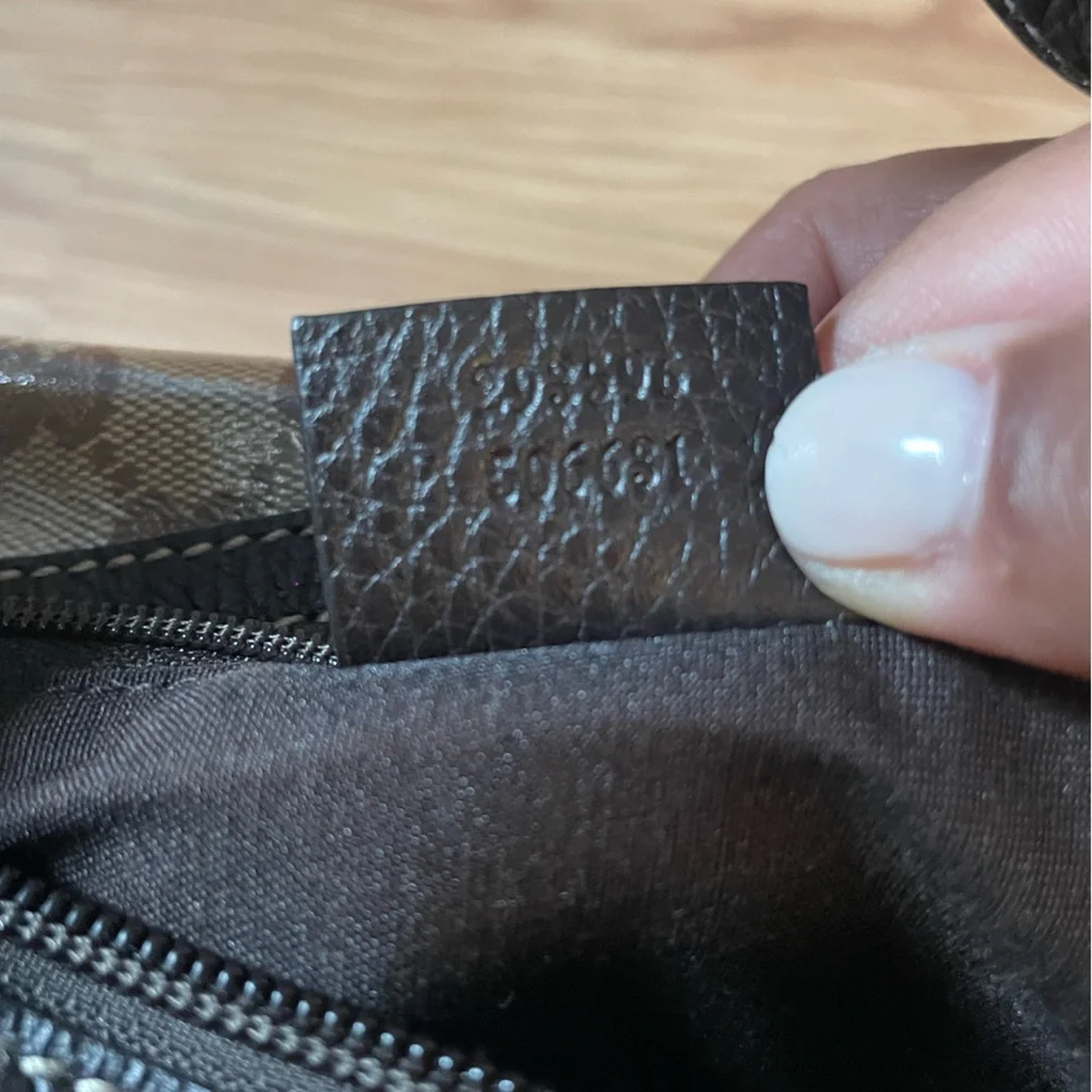 Gucci classic gg